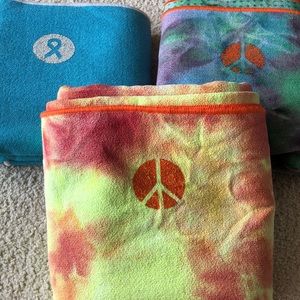 3 Yogitoes Towel Mats